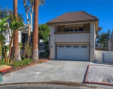 17842 Arbor Ln - Photo Thumbnail 2