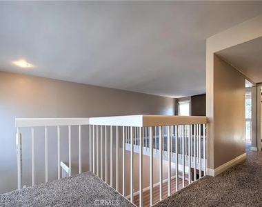 17842 Arbor Ln - Photo Thumbnail 11
