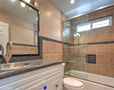 17842 Arbor Ln - Photo Thumbnail 32