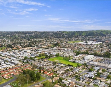 19115 Breckelle - Photo Thumbnail 28