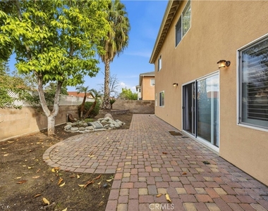 19115 Breckelle - Photo Thumbnail 24