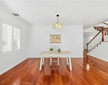 19115 Breckelle - Photo Thumbnail 4