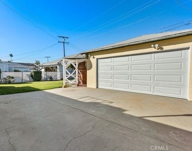 789 W Gleason Street - Photo Thumbnail 15