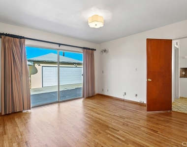 789 W Gleason Street - Photo Thumbnail 11