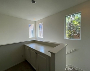 187 Liberty - Photo Thumbnail 7