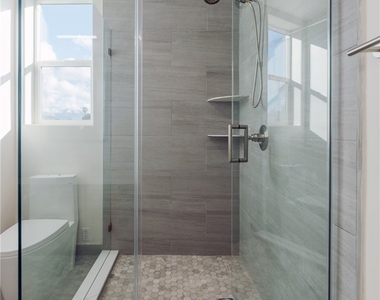 714 N Chestnut Avenue - Photo Thumbnail 26