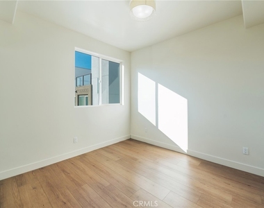 714 N Chestnut Avenue - Photo Thumbnail 17
