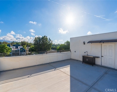 714 N Chestnut Avenue - Photo Thumbnail 35