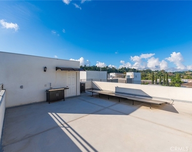 714 N Chestnut Avenue - Photo Thumbnail 32