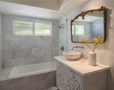575 Center Street - Photo Thumbnail 18