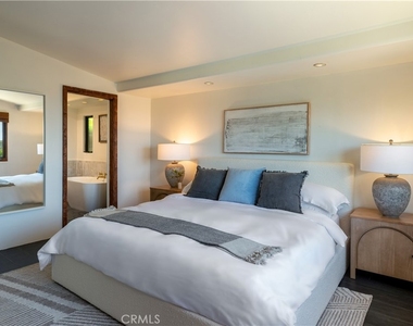 575 Center Street - Photo Thumbnail 10