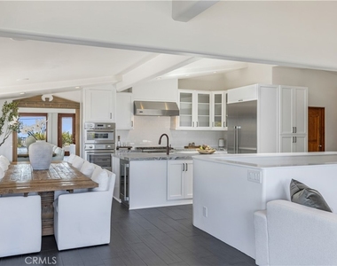 575 Center Street - Photo Thumbnail 13
