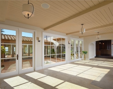 10 Shore Walk - Photo Thumbnail 4