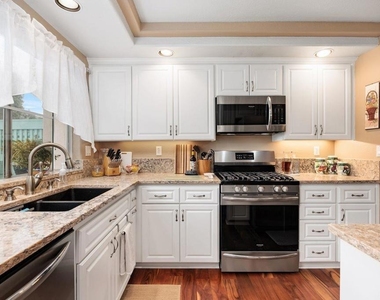 12948 Carmel Creek Road - Photo Thumbnail 14