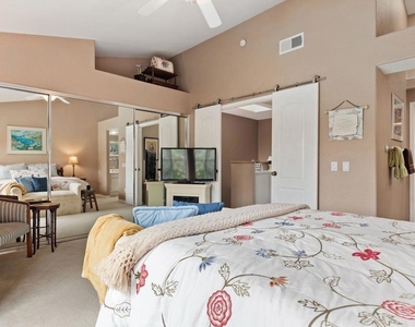 12948 Carmel Creek Road - Photo Thumbnail 23