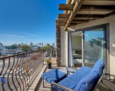7509 Draper Ave - Photo Thumbnail 31