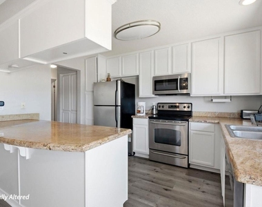 615 Fredricks Avenue - Photo Thumbnail 5
