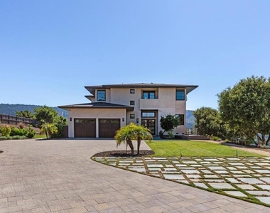465 W Maple Way - Photo Thumbnail 1