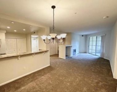 111 Saint Matthews Avenue - Photo Thumbnail 6