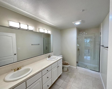 111 Saint Matthews Avenue - Photo Thumbnail 13