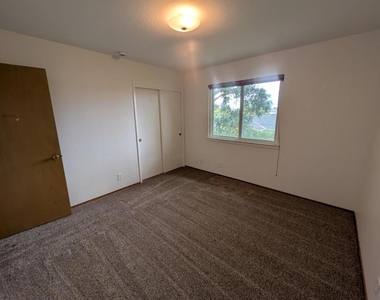 19645 Ladera Court - Photo Thumbnail 21