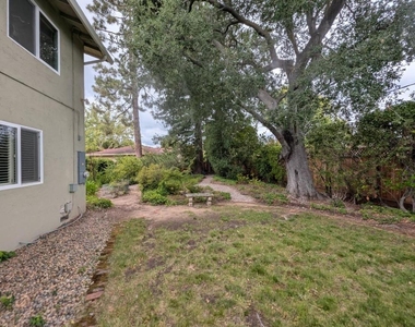 19645 Ladera Court - Photo Thumbnail 77