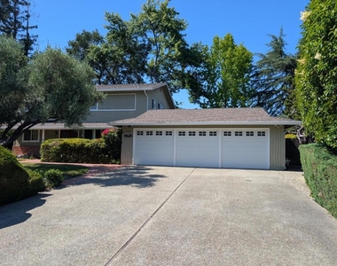 19645 Ladera Court - Photo Thumbnail 112