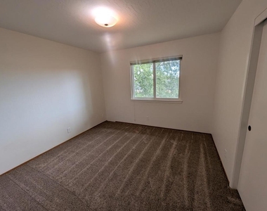 19645 Ladera Court - Photo Thumbnail 23