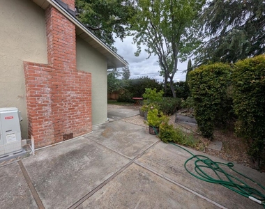 19645 Ladera Court - Photo Thumbnail 75