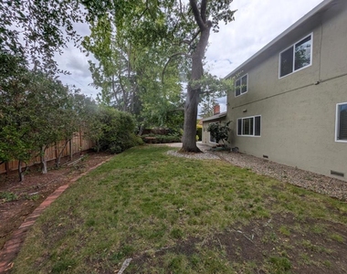 19645 Ladera Court - Photo Thumbnail 80