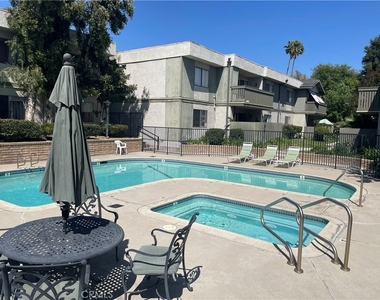 3636 Sumner Avenue - Photo Thumbnail 16