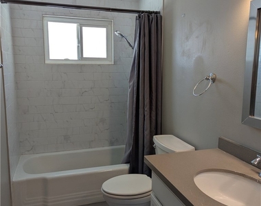 28635 Hoylake Court - Photo Thumbnail 16