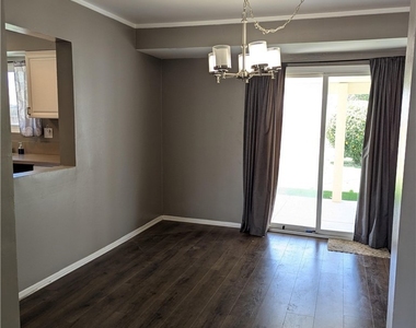 28635 Hoylake Court - Photo Thumbnail 17