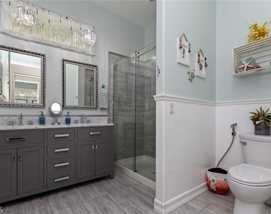 5998 N Indean Canyon Drive - Photo Thumbnail 12