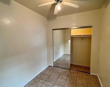 1336 W 109 Street - Photo Thumbnail 4