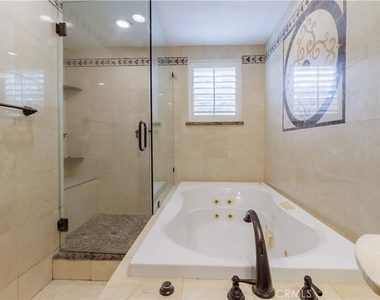 10249 Jurupa - Photo Thumbnail 16