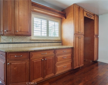 10249 Jurupa - Photo Thumbnail 10