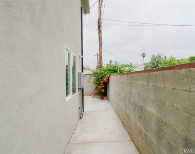 7732 Etiwanda - Photo Thumbnail 19