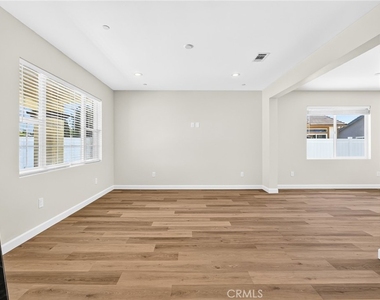 593 E 12th St - Photo Thumbnail 6