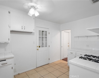 270 S 1st - Photo Thumbnail 19