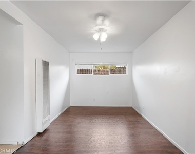 270 S 1st - Photo Thumbnail 25