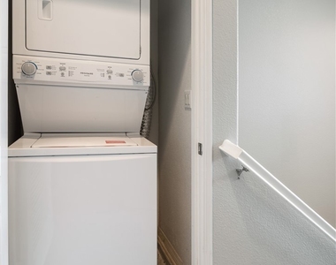 132 Principia Court - Photo Thumbnail 44