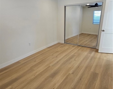 610 E D - Photo Thumbnail 5