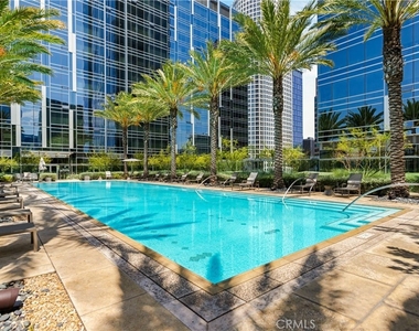 877 S Francisco Street - Photo Thumbnail 11