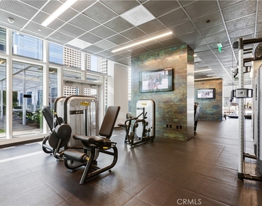 877 S Francisco Street - Photo Thumbnail 18