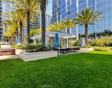 877 S Francisco Street - Photo Thumbnail 13