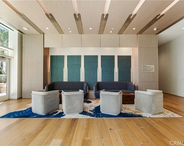 877 S Francisco Street - Photo Thumbnail 31