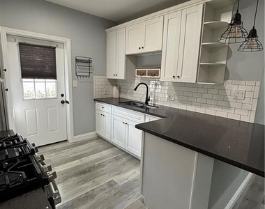 3297 N Pershing - Photo Thumbnail 7