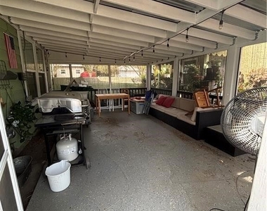 3297 N Pershing - Photo Thumbnail 13