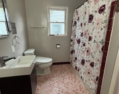 3297 N Pershing - Photo Thumbnail 13